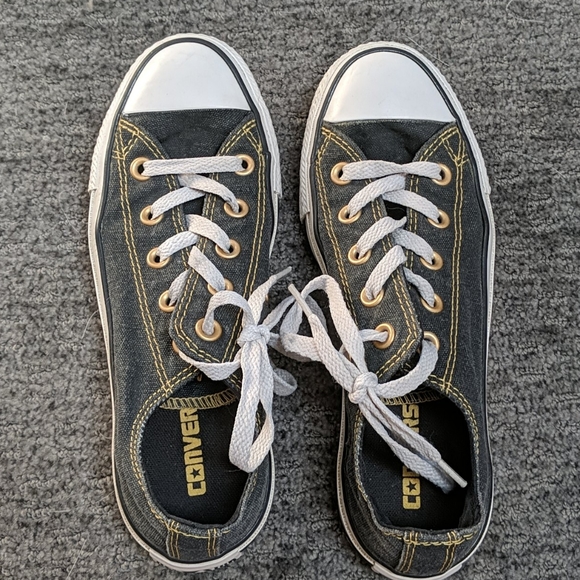 Converse sneakers - Picture 1 of 3